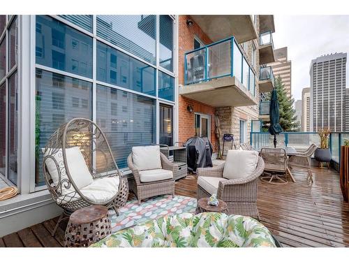 608-910 5 Avenue Sw, Calgary, AB - Outdoor With Deck Patio Veranda With Exterior