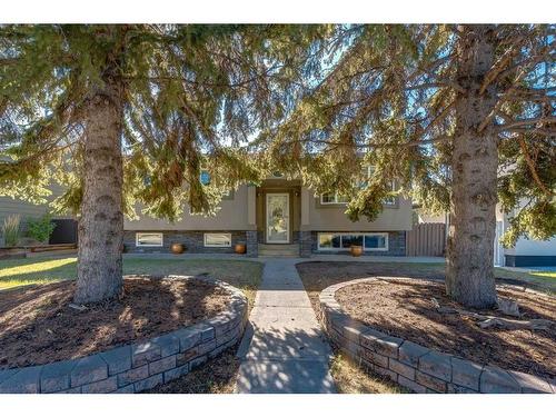 1320 56 Avenue Nw, Calgary, AB - Outdoor