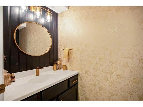 240 Wood Valley Drive Sw, Calgary, AB - Indoor Photo Showing Bathroom