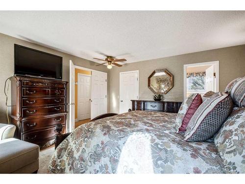 240 Wood Valley Drive Sw, Calgary, AB - Indoor Photo Showing Bedroom