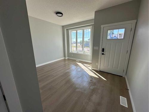 2006 24 Avenue, Didsbury, AB - Indoor Photo Showing Other Room