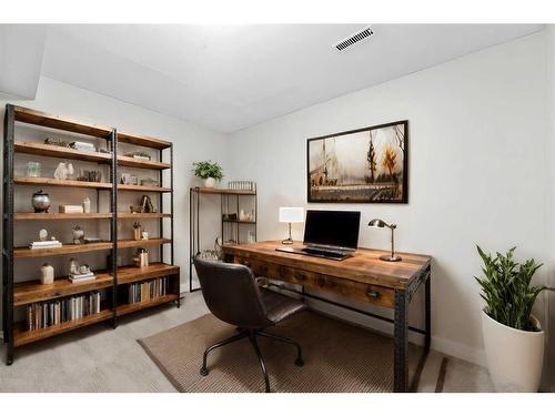 48 Dovercliffe Way Se, Calgary, AB - Indoor Photo Showing Office