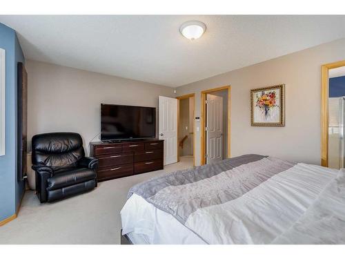 42 Coventry Crescent Ne, Calgary, AB - Indoor Photo Showing Bedroom