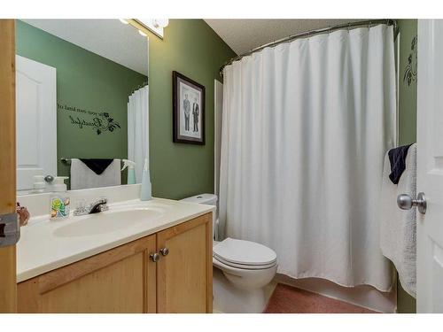 42 Coventry Crescent Ne, Calgary, AB - Indoor Photo Showing Bathroom