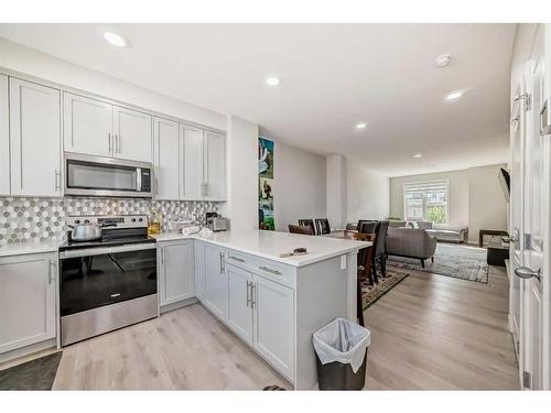 624 Savanna Boulevard Ne, Calgary, AB - Indoor Photo Showing Kitchen With Upgraded Kitchen