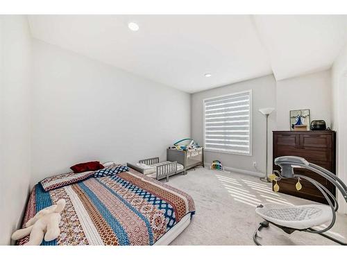 624 Savanna Boulevard Ne, Calgary, AB - Indoor Photo Showing Bedroom