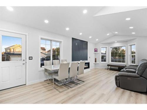 295 Saddlemead Road Ne, Calgary, AB - Indoor Photo Showing Living Room