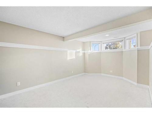 295 Saddlemead Road Ne, Calgary, AB - Indoor