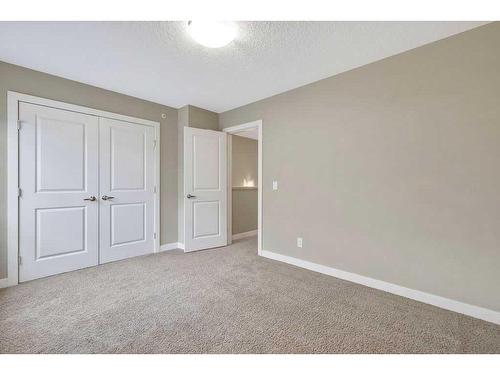 212-1905 27 Avenue Sw, Calgary, AB - Indoor Photo Showing Other Room