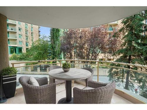 202-804 3 Avenue Sw, Calgary, AB - Outdoor With Balcony