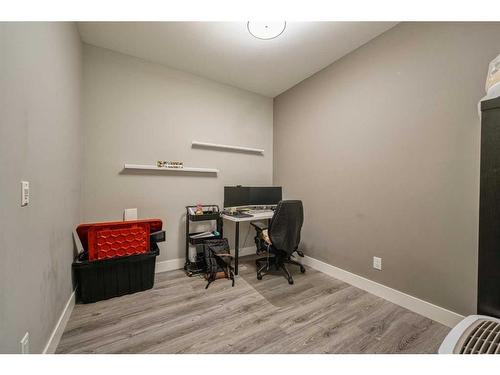 308-515 4 Avenue Ne, Calgary, AB - Indoor