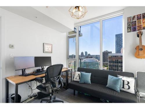 #1708-310 12 Avenue Sw, Calgary, AB - Indoor Photo Showing Office