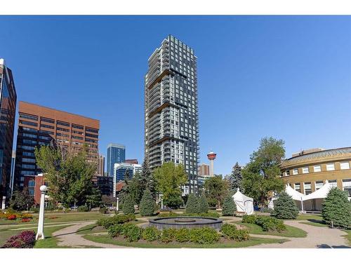 #1708-310 12 Avenue Sw, Calgary, AB - Outdoor With Facade