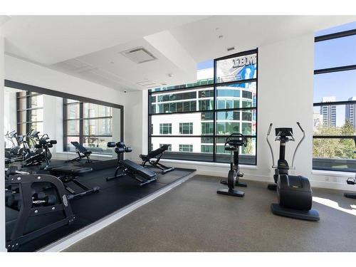 #1708-310 12 Avenue Sw, Calgary, AB - Indoor Photo Showing Gym Room