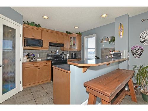 226 Evansmeade Close Nw, Calgary, AB - Indoor Photo Showing Kitchen