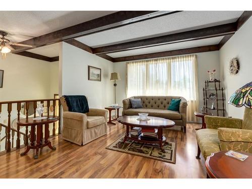 243 Silver Brook Way Nw, Calgary, AB - Indoor Photo Showing Living Room