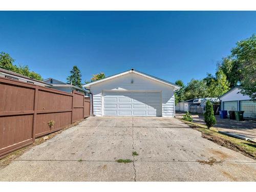 203 Rundleside Crescent Ne, Calgary, AB - Outdoor With Exterior