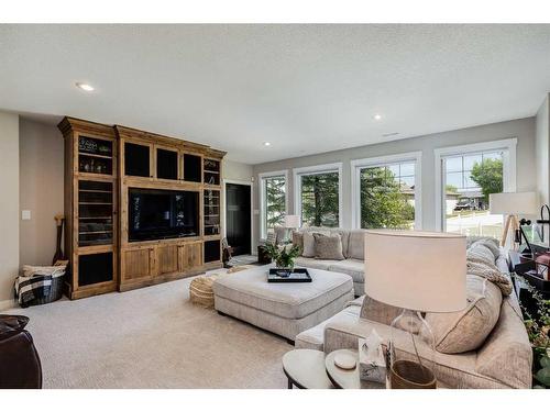 12 Liberty Place, Sylvan Lake, AB - Indoor Photo Showing Living Room