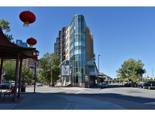 703-128 2 Avenue Se, Calgary, AB - Outdoor