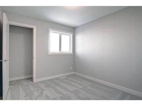 332 Waterford Boulevard, Chestermere, AB - Indoor Photo Showing Other Room