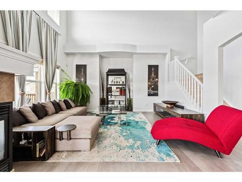 69 Evansbrooke Park Nw, Calgary, AB - Indoor Photo Showing Living Room