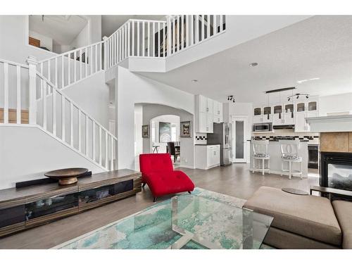 69 Evansbrooke Park Nw, Calgary, AB - Indoor Photo Showing Living Room