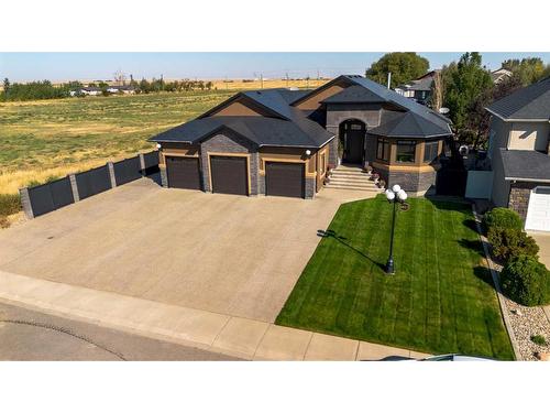 4623 62 Avenue, Taber, AB - Outdoor