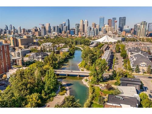 58 27 Avenue Sw, Calgary, AB - Outdoor With View