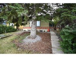 208 Midridge Place SE Calgary, AB T2X 1E5