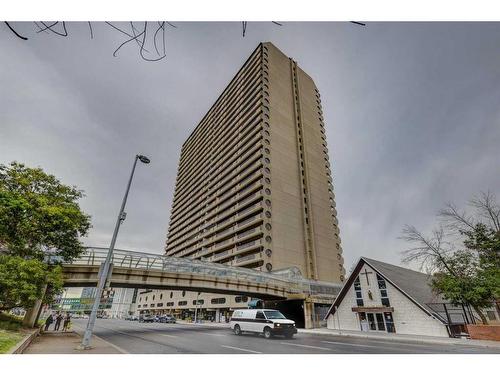 2206-221 6 Avenue Se, Calgary, AB - Outdoor With Facade