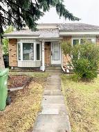 224 Whitefield Drive NE Calgary, AB T1Y 5J2