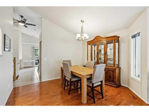 16270 Shawbrooke Drive Sw, Calgary, AB - Indoor Photo Showing Dining Room