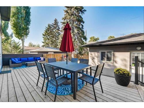 528 49 Avenue Sw, Calgary, AB - Outdoor With Deck Patio Veranda With Exterior