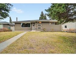 4228 Voyageur Drive NW Calgary, AB T3A 0J4