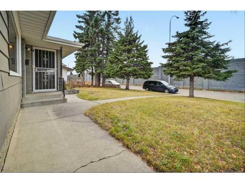 4228 Voyageur Drive Nw, Calgary, AB - Outdoor