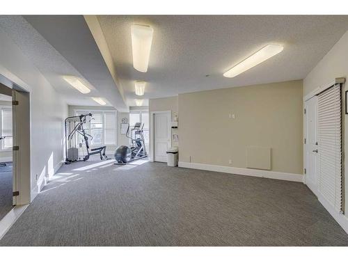 420-88 Arbour Lake Road Nw, Calgary, AB - Indoor