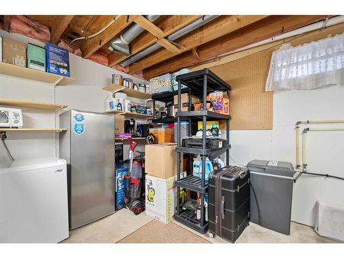 104 Bedford Circle Ne, Calgary, AB - Indoor Photo Showing Laundry Room