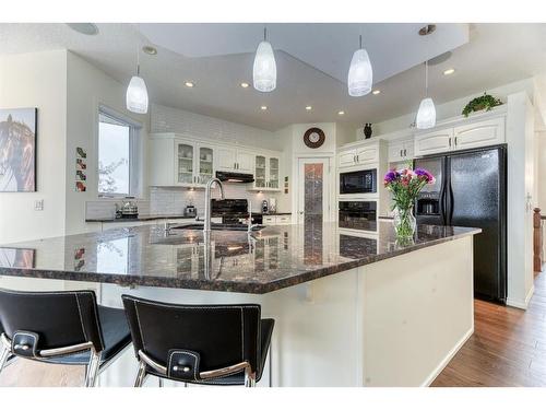 2 Cranridge Heights Se, Calgary, AB - Indoor Photo Showing Kitchen With Upgraded Kitchen