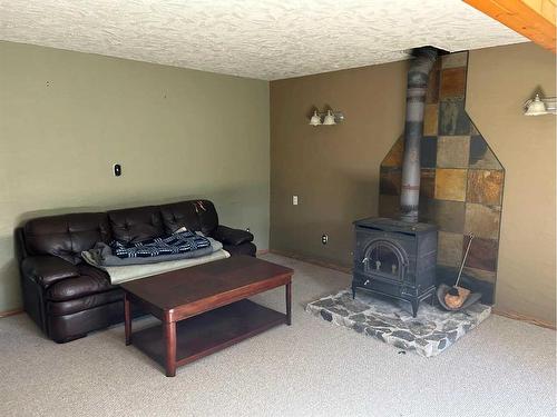 5 Boundary Boulevard, Rural Clearwater County, AB - Indoor