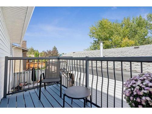 215 Shawcliffe Circle Sw, Calgary, AB - Outdoor With Balcony With Exterior