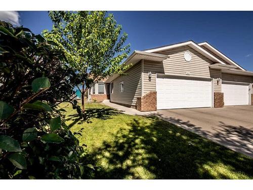 901 Riverside Drive Nw, High River, AB - Outdoor