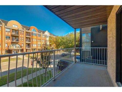 104-835 19 Avenue Sw, Calgary, AB - Outdoor With Balcony With Exterior