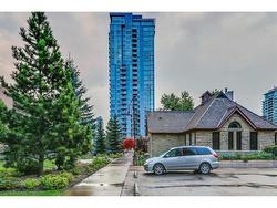 2106-215 13 Avenue SW Calgary, AB T2R 0V6