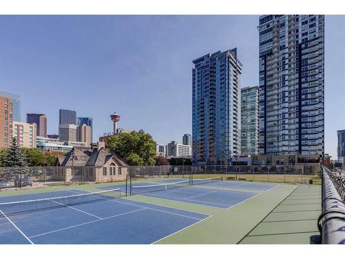 2106-215 13 Avenue Sw, Calgary, AB - Outdoor With Facade