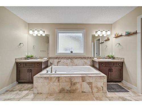 654 Marina Drive, Chestermere, AB - Indoor Photo Showing Bathroom