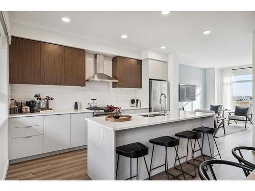 255 Dieppe Drive Sw, Calgary, AB - Indoor Photo Showing Kitchen With Double Sink With Upgraded Kitchen