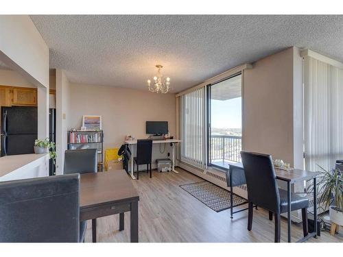 1505-80 Point Mckay Crescent Nw, Calgary, AB - Indoor Photo Showing Other Room