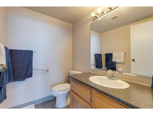 1505-80 Point Mckay Crescent Nw, Calgary, AB - Indoor Photo Showing Bathroom