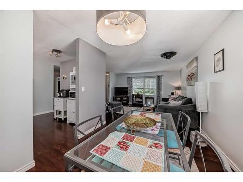 5114 43 Street, Olds, AB - Indoor Photo Showing Dining Room