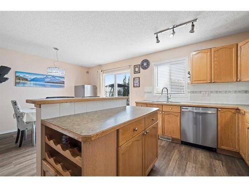 51 Tarington Way Ne, Calgary, AB - Indoor Photo Showing Kitchen